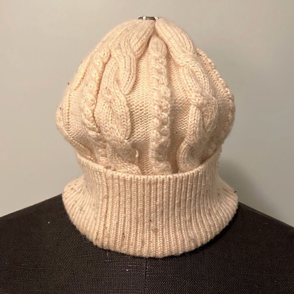 Women's Cream Cable Knit Beanie Hat